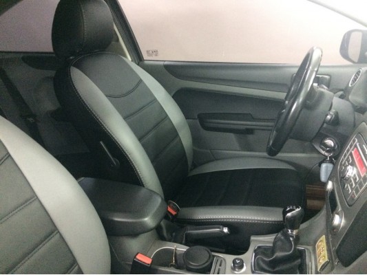 Авточехлы на Ford Focus 2 Coupe