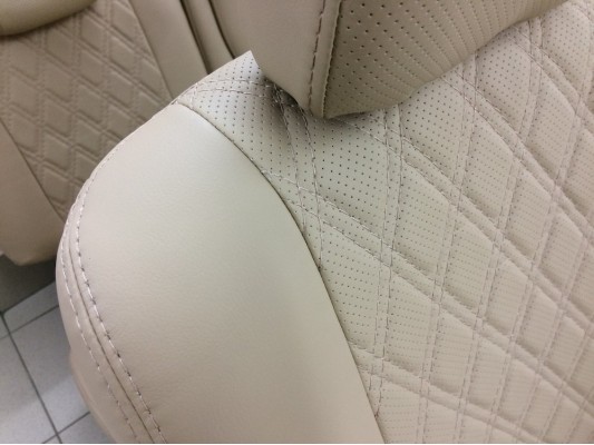 Авточехлы на Mitsubishi Outlander 3