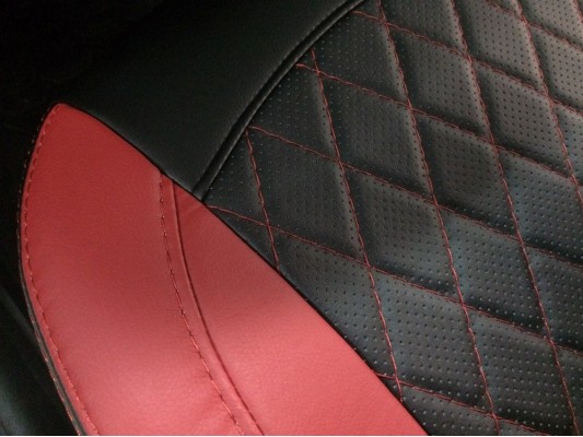 Авточехлы на Nissan Juke