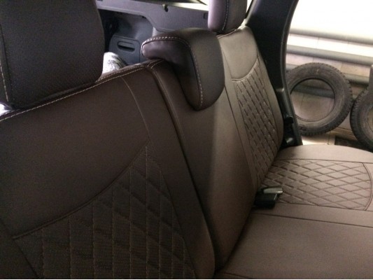 Авточехлы на Nissan Terrano