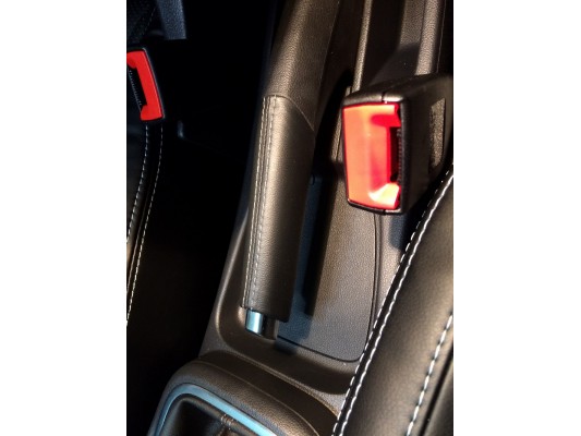 Перетяжка рычага и чехла КПП